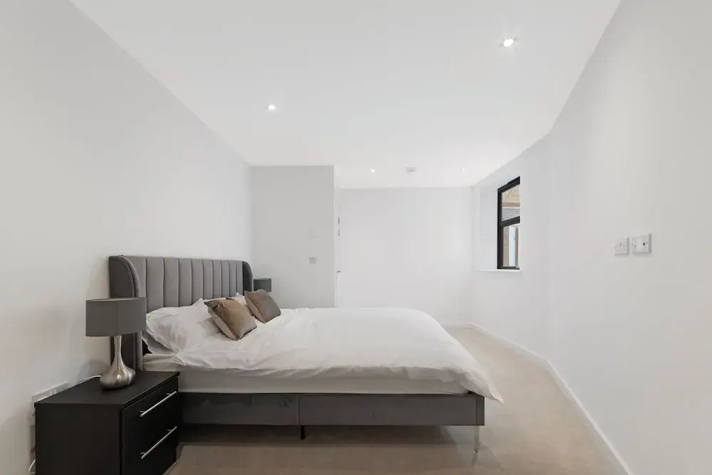 Modern Townhouse, Close to 02,excel, 5mins to Tube