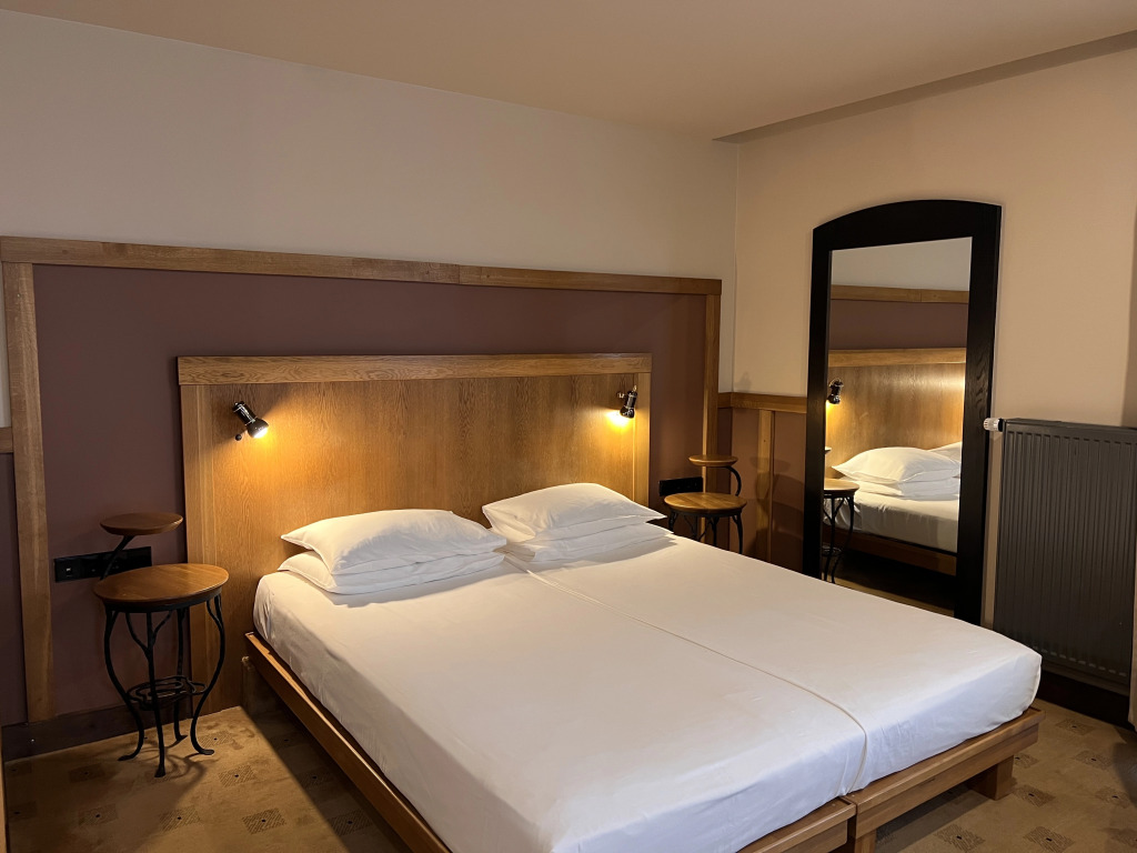 Отель Best Western Santakos
