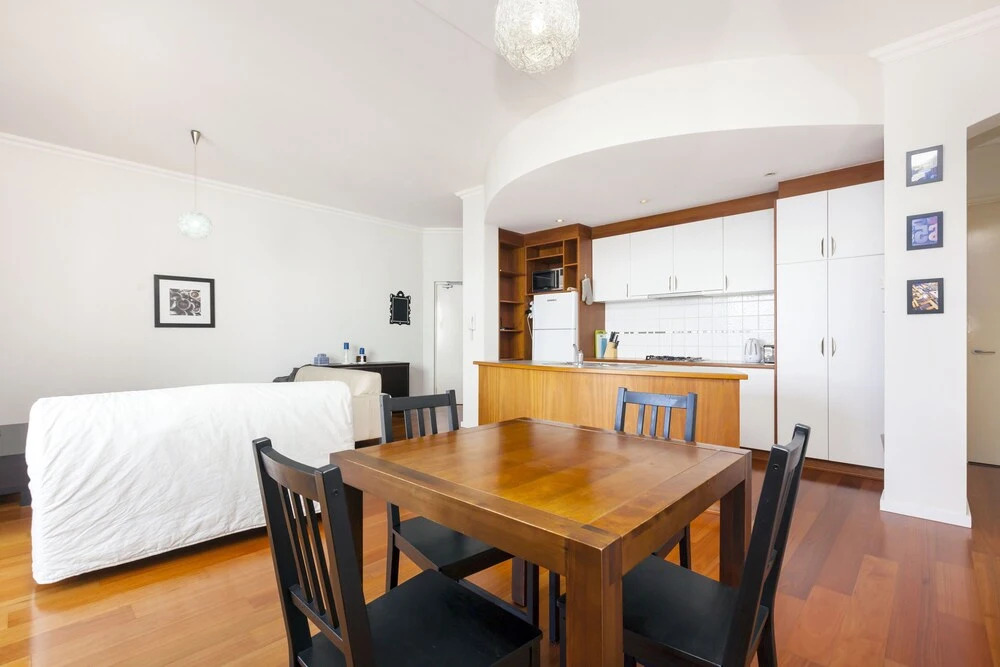Stylish Inner City Apartment