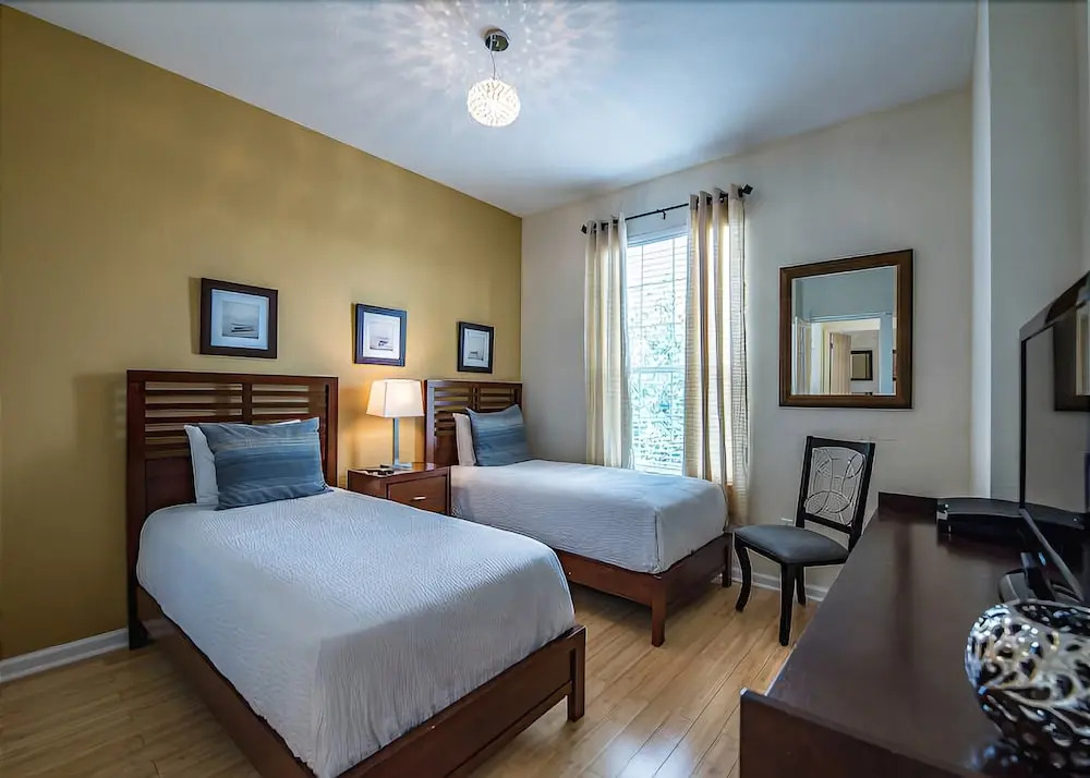 4114 Breakview Drive #206