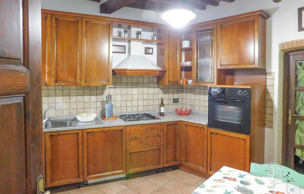 Nice Apartment in Suvereto With 2 Bedrooms and Wifi