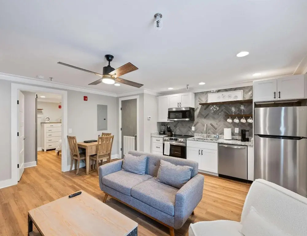Carters Court Cozy Hideaway