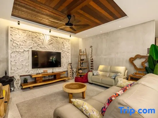 The Kembali Luxury Villa - Melaka 5 Bedroom