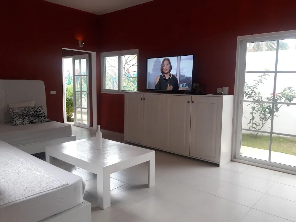 Beach Hotel Casa Nina