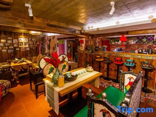 Huage Hostel