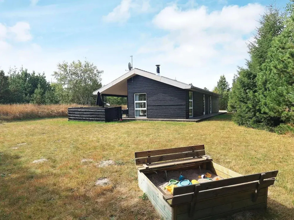 4 Star Holiday Home in Albaek