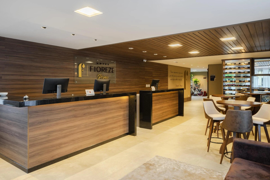 Hotel Fioreze Primo - 800m da Rua Coberta