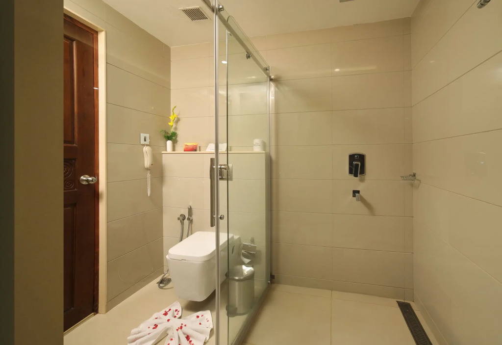 Amber Dale Luxury Hotel & Spa, Munnar