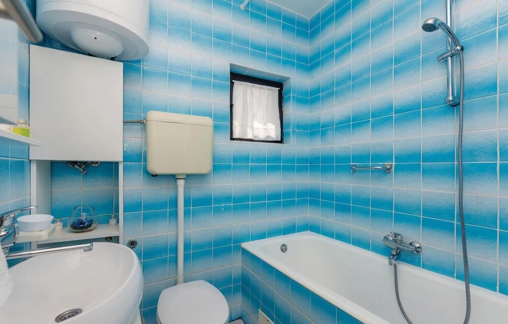 3 Bedroom Amazing Home In Malinska