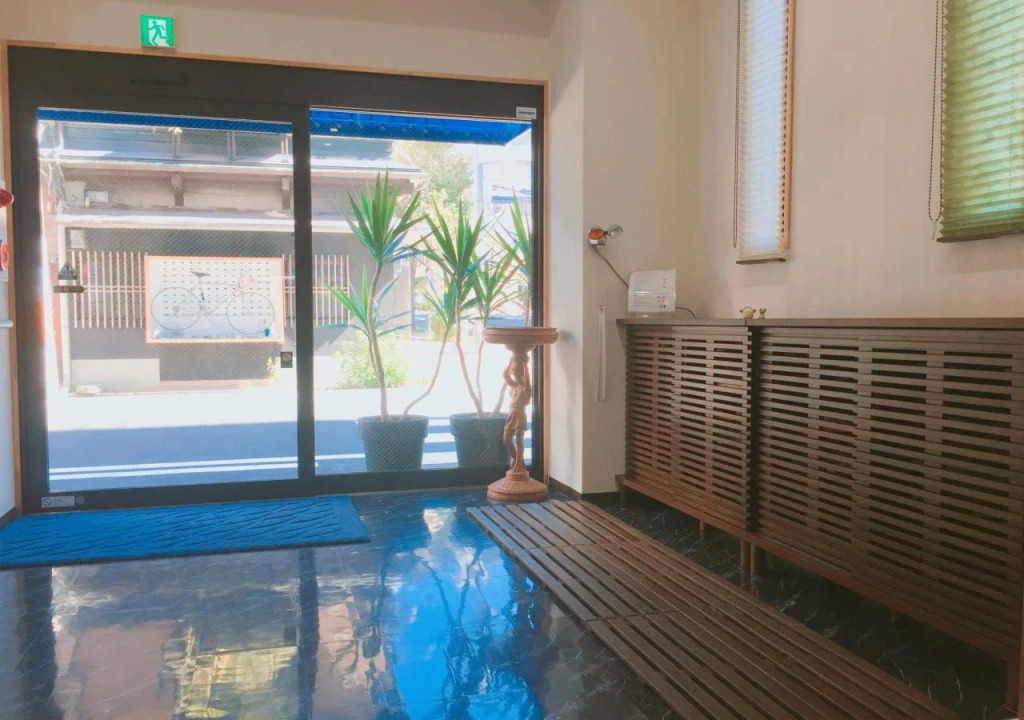 Guesthouse Gloire - Hostel