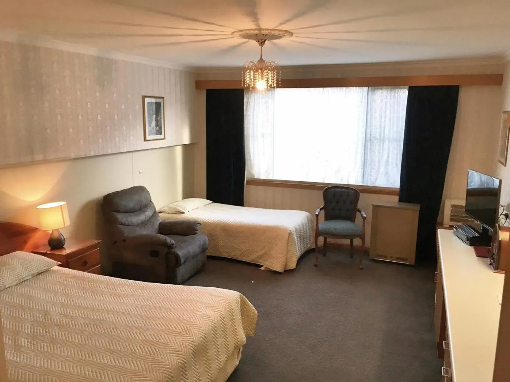 Motel Mayfair on Cavell