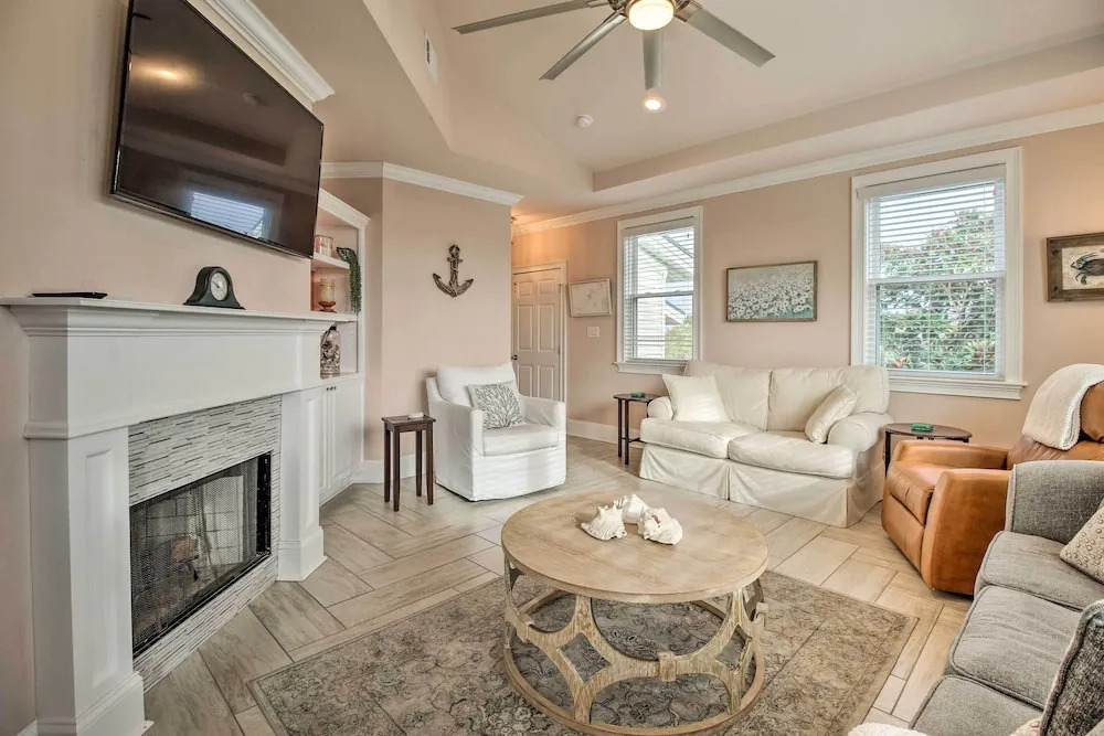 Tybee Island Home w/ Rooftop & Ocean Views!