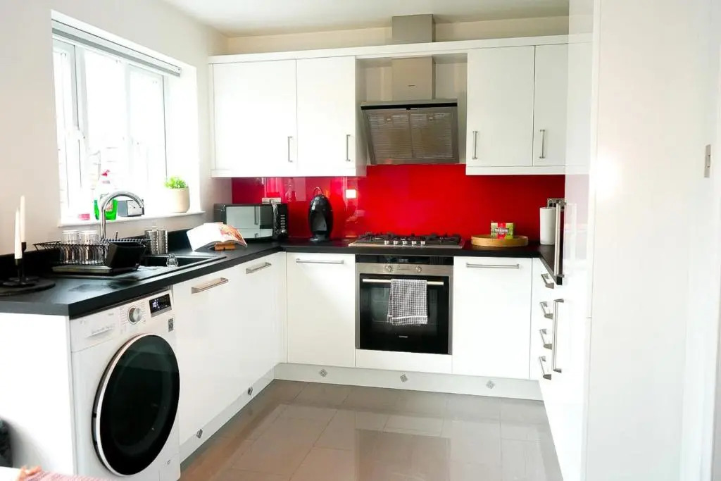 3 BR new build home with FREE parking SOLIHUL BHX NEC HS2 CONTRACTORS FAMILIES