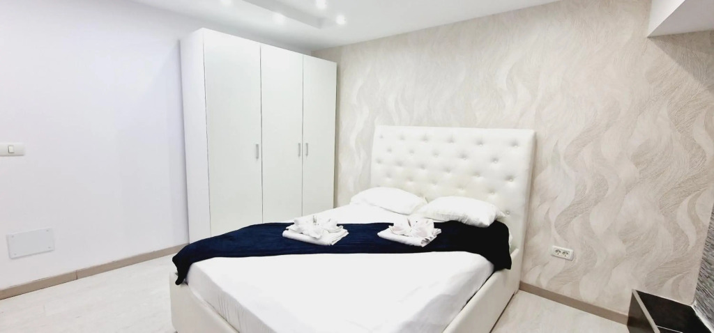ELEGANT 2 BEDROOMS, Wifi free
