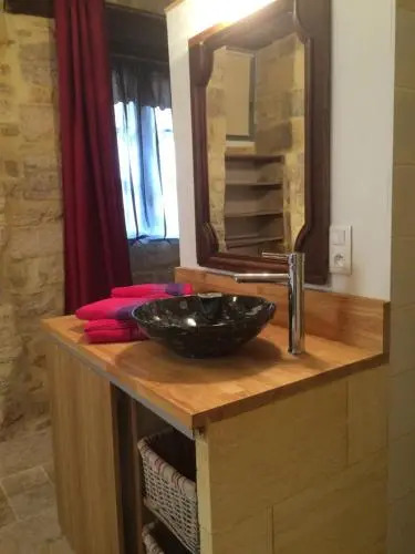 Maison de Charme dans la Cité