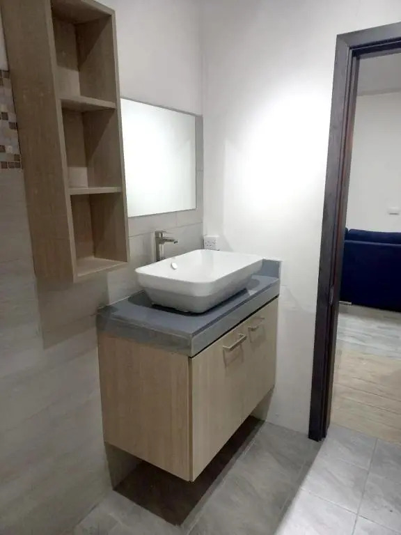 2 bedrooms appartement at Flic en Flac 200 m away from the beach with sea view private pool and enclosed garden