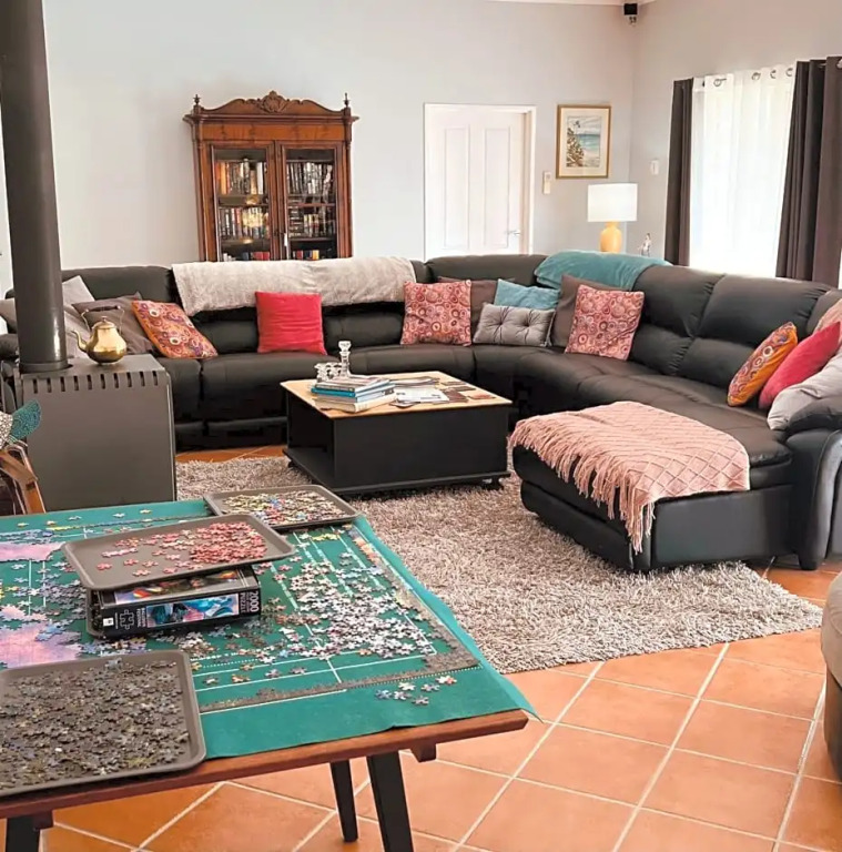 Gundaroo Manor Bed & Breakfast