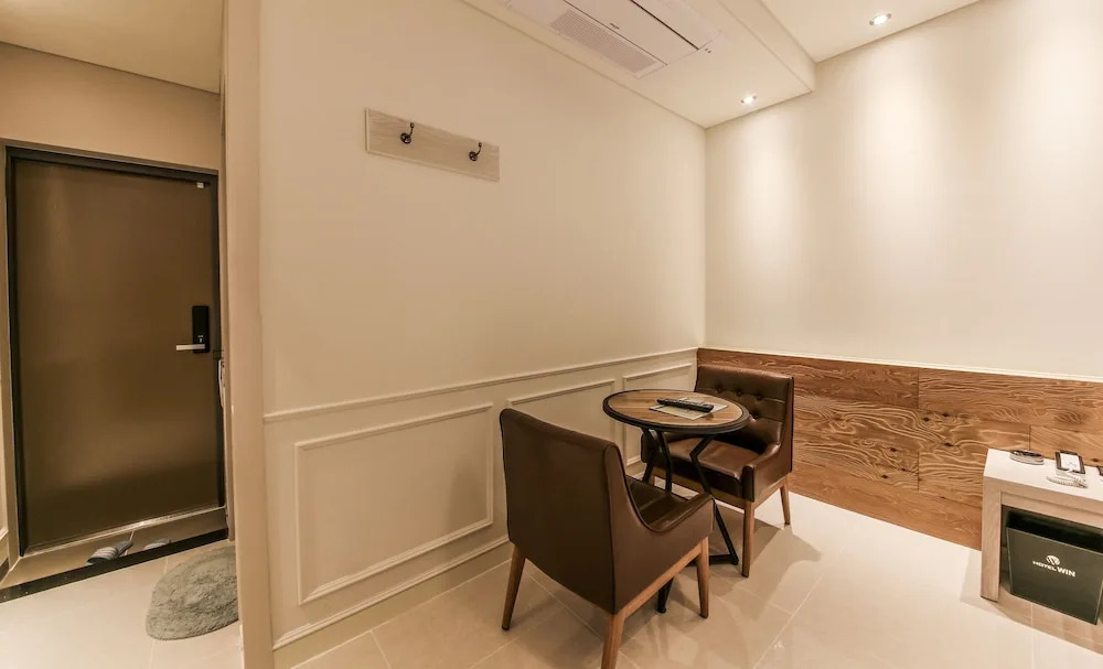 Win Hotel