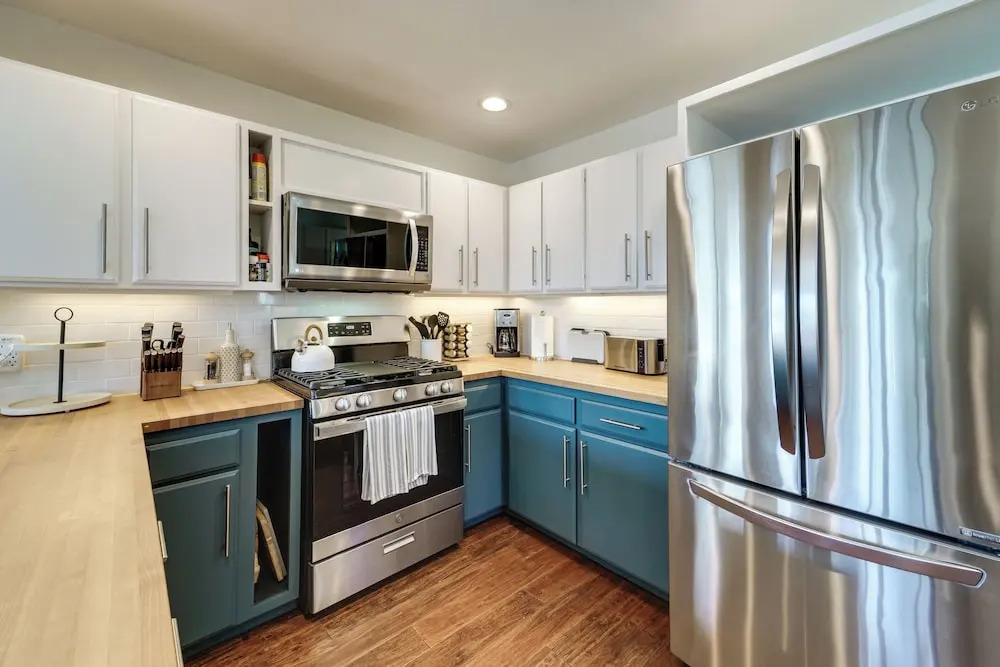 Steps to Beach: Family Home w/ Views in Tahoe City