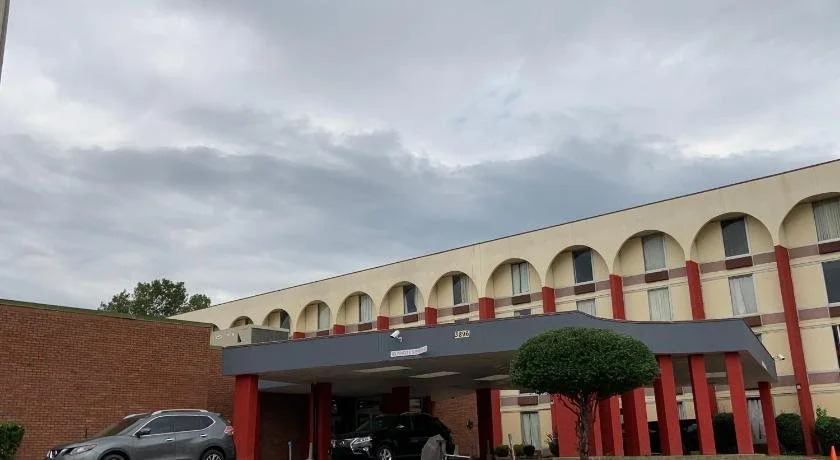 OYO Hotel Memphis Oakville