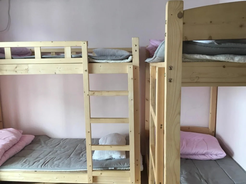riverside youth hostel