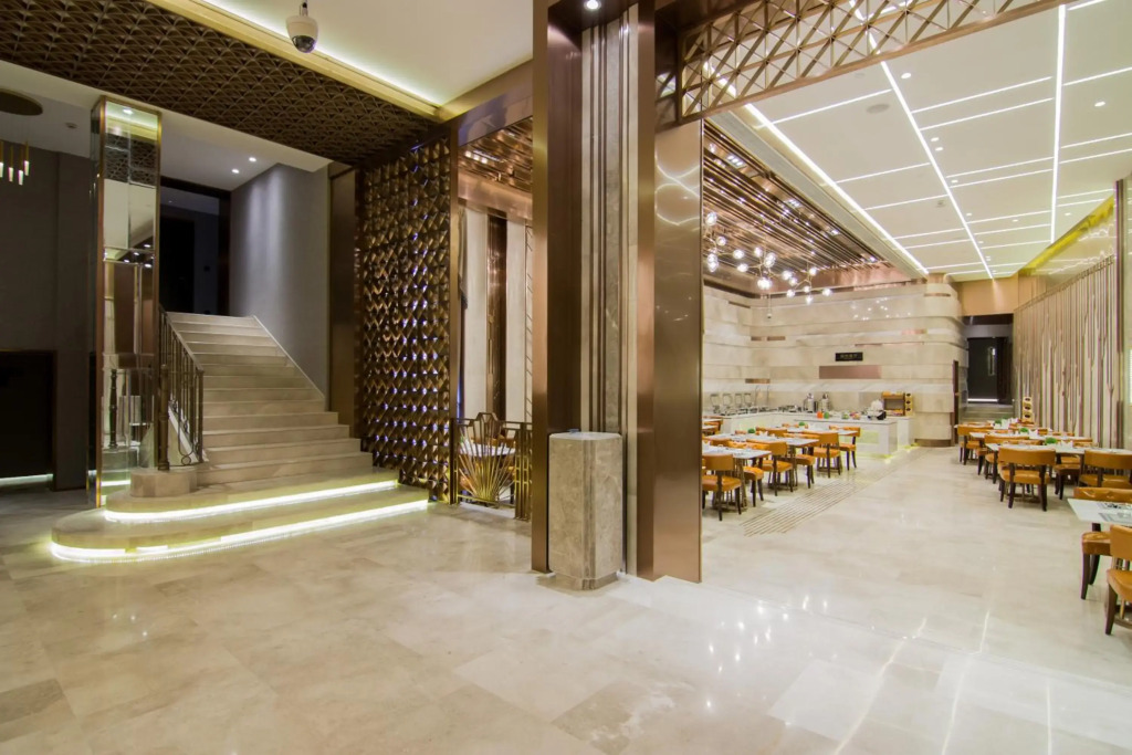 Atour Light Hotel Shanghai Peoples Square Nanjing Road Pedestrian Street