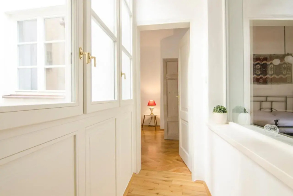 Unique Apartments 250m from the Charles Bridge