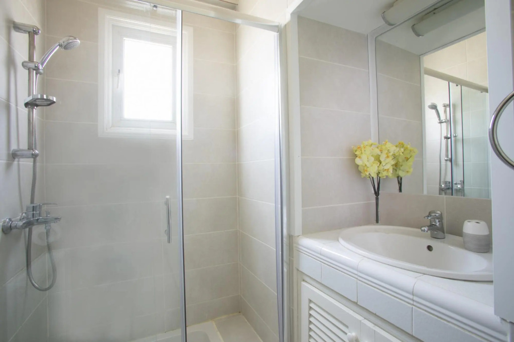 Mazeri in Protaras With 5 Bedrooms and 4 Bathrooms