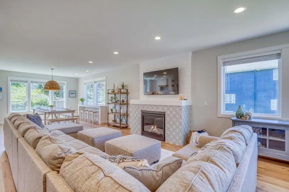 Luxurious Ocean Views and Fun Amenities - Gorgeous Beach Retreat