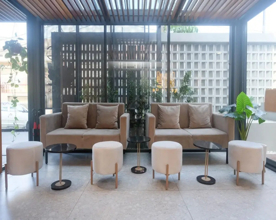 Sans Hotel RG Living Jogja by RedDoorz