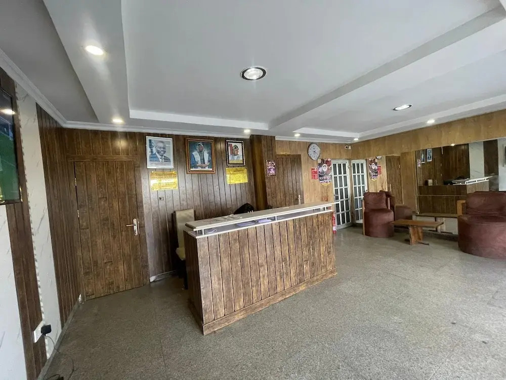 Presken Hotel Reliance