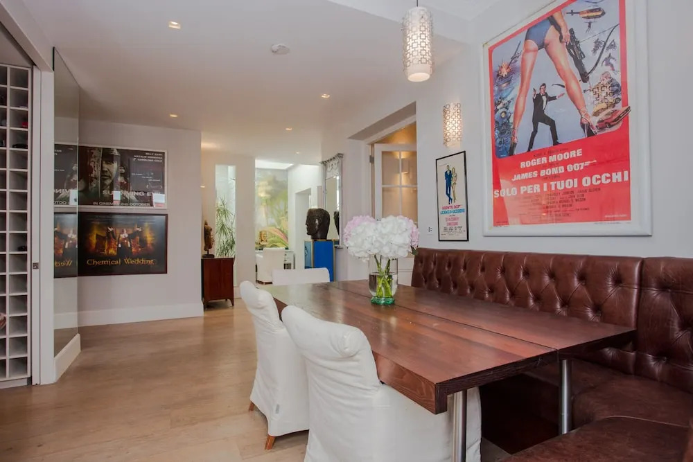 Exquisite Cadogan Square Knightsbridge Apartment