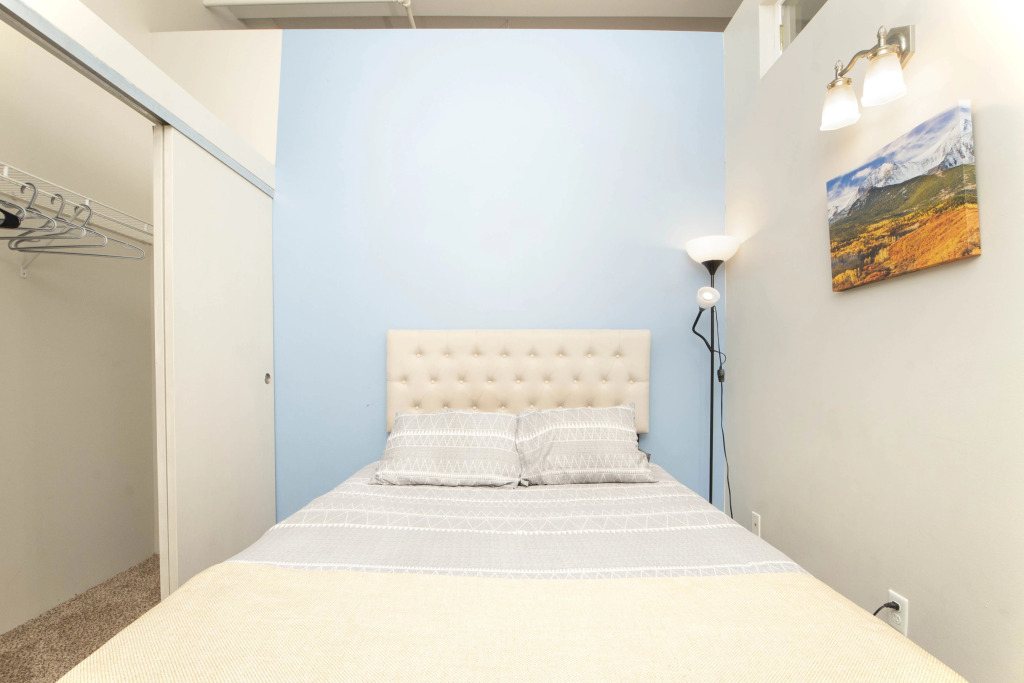 Downtown Denver 2BR Apartment | Open Plan