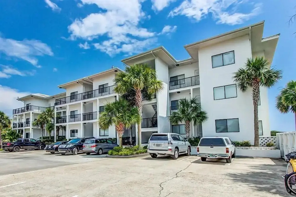 PALMS OF DUNE ALLEN 108 3 Bedroom Holiday Home by Five Star Properties