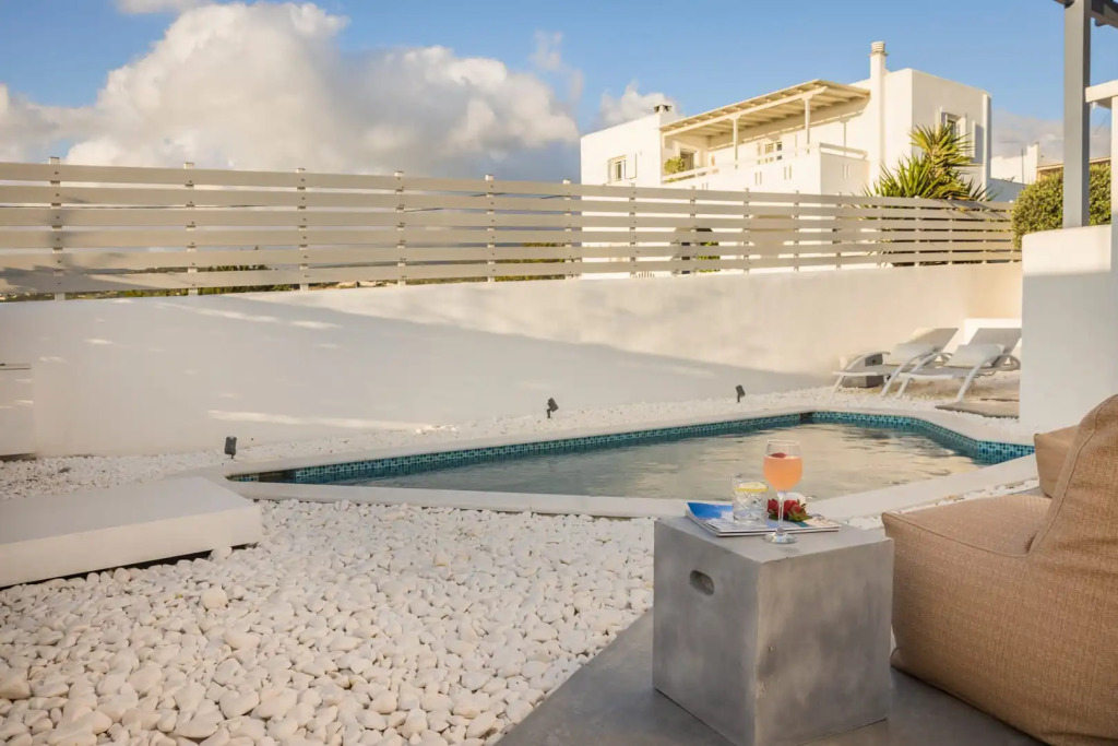Pebble Summer House