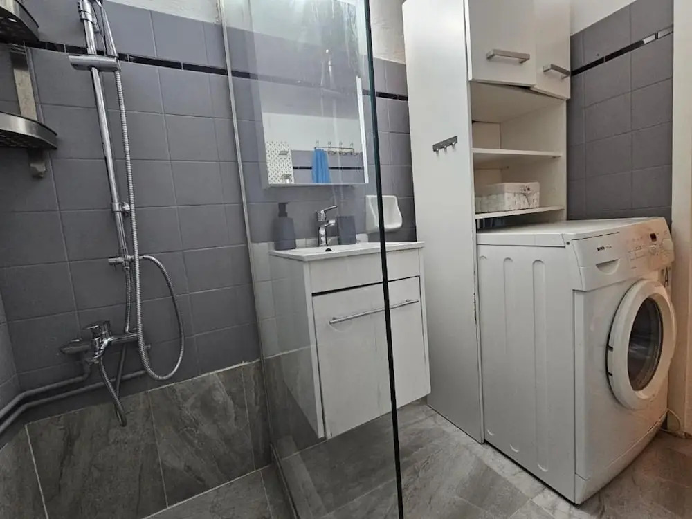 Come Stay Apartment - Athens Town
