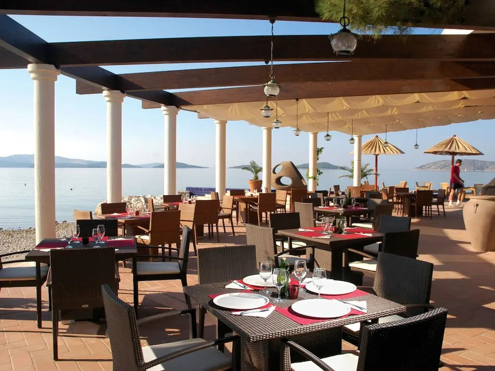 Comfortable Chalet With AC Near Beautiful Sibenik