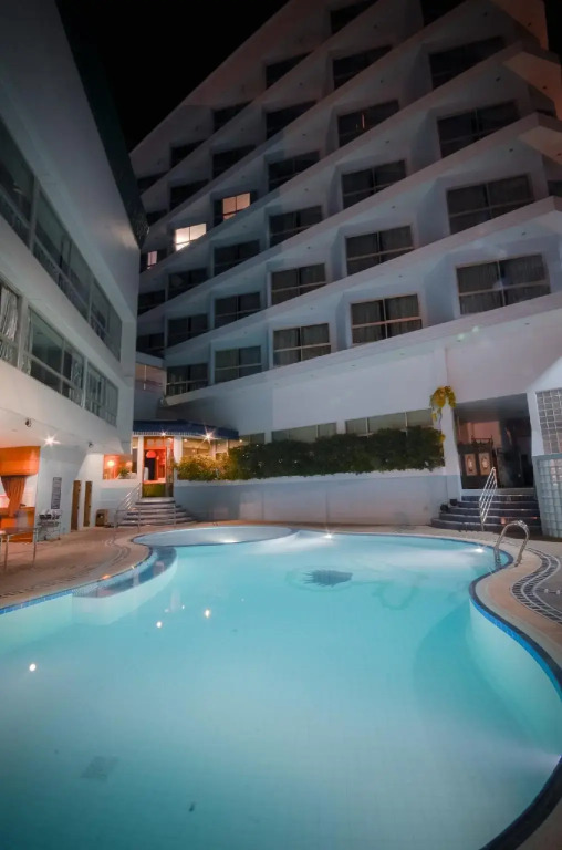 Viang Tak Riverside Hotel