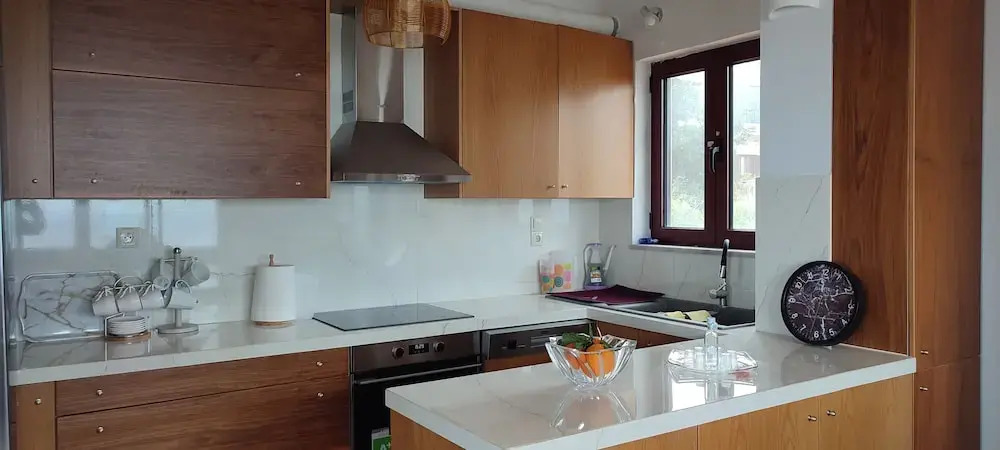 ALONI cottage