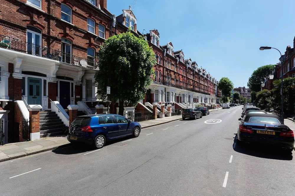 Veeve - Kensington Modern