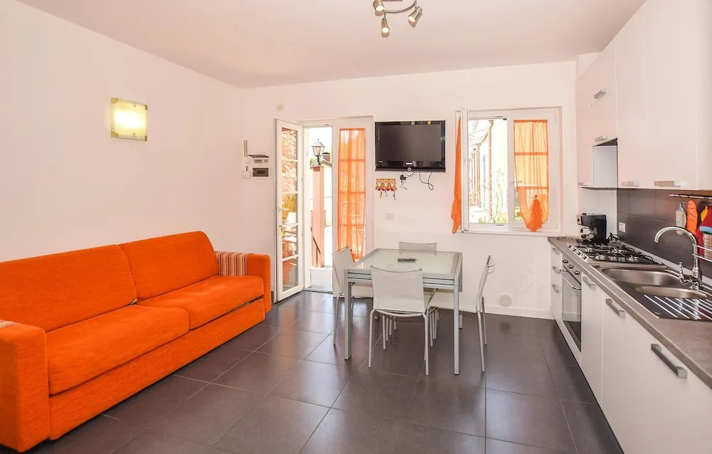 Stunning Home In Magliolo