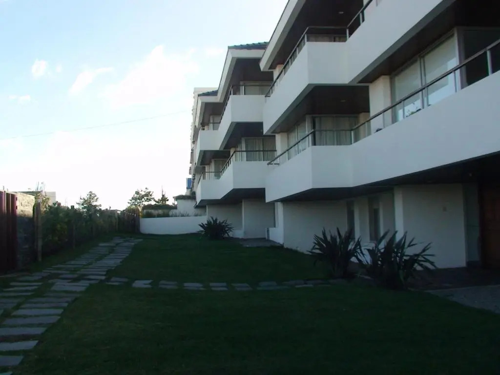 Esturion de Montoya - La Barra - Punta del Este - 4 pasajeros