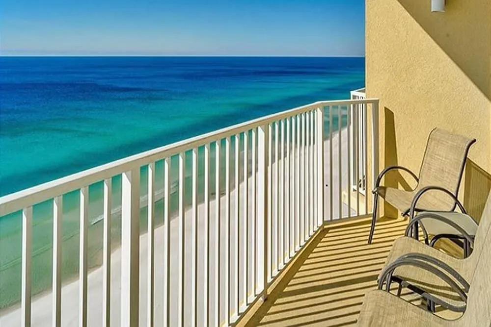Boardwalk Resort 1806 556193 by RedAwning