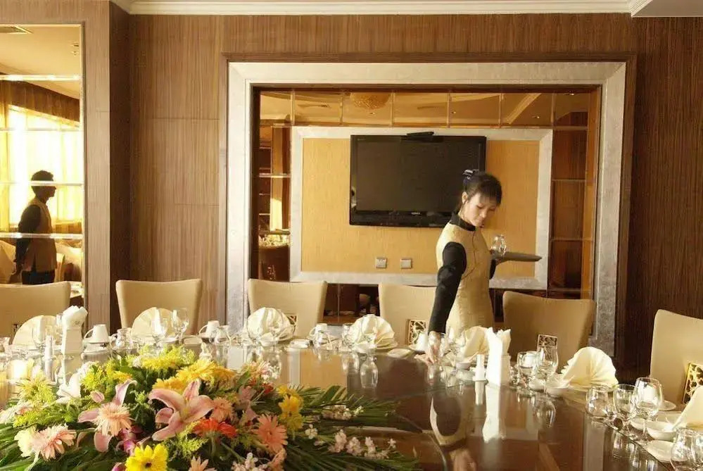 Erdos Tieniu Phoenix Hotel