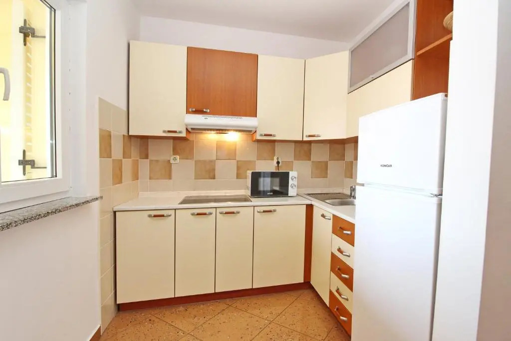 Apartments Limun Zarok