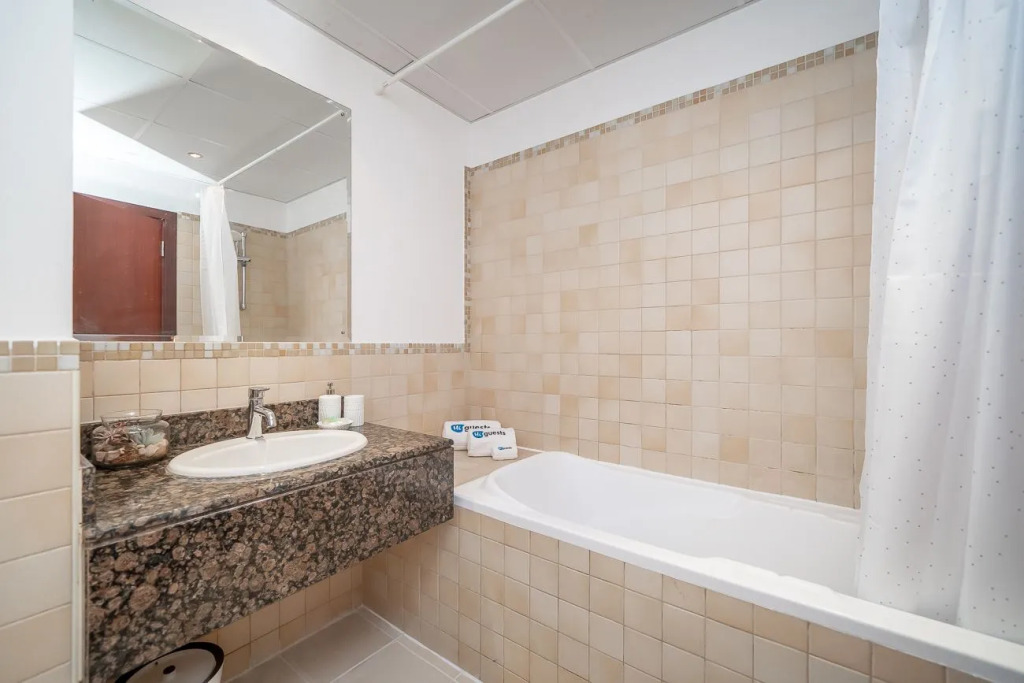 Luxury 3B flat close to the beach in JBR