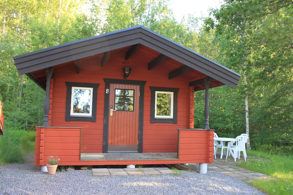 Långsjön Stugor & Camping