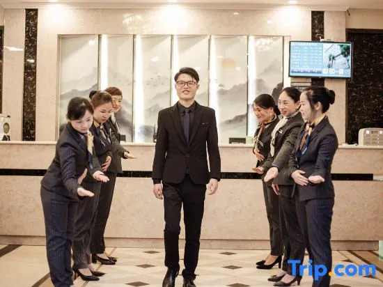 Hongrun Hotel (Loudi Sports Center)