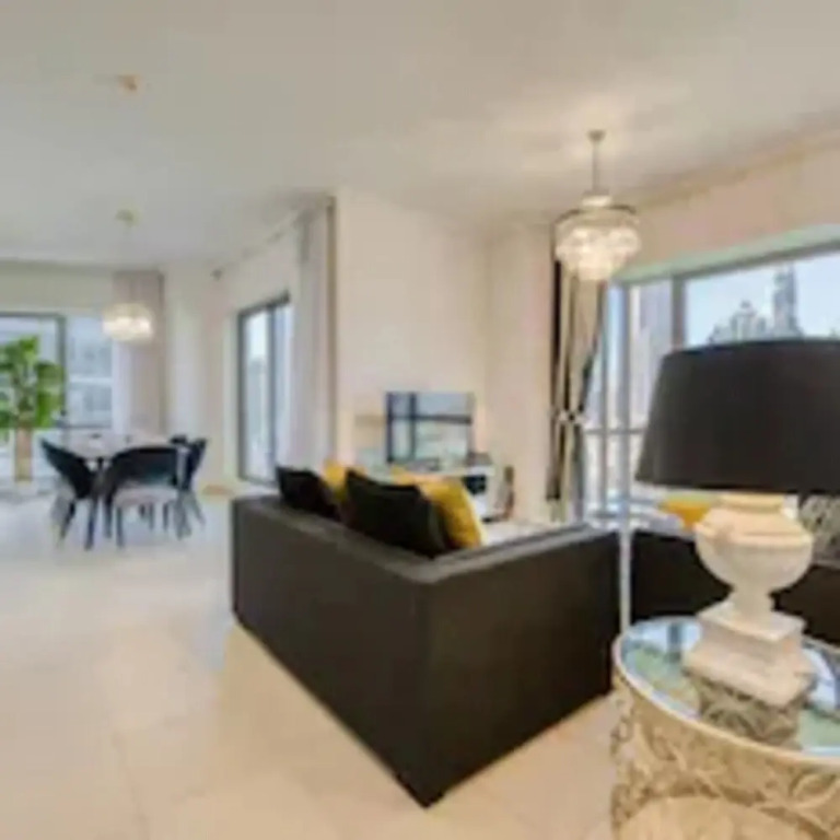 Nasma Luxury Stays - Fantastic Burj Khalifa View From This Fancy Condo