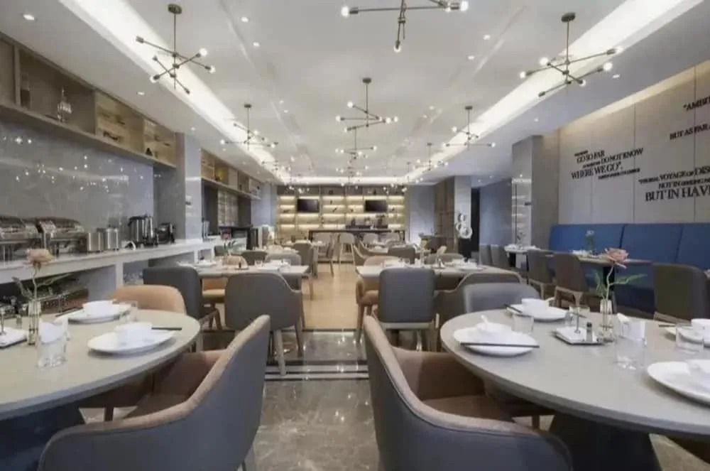 Naive S Hotel